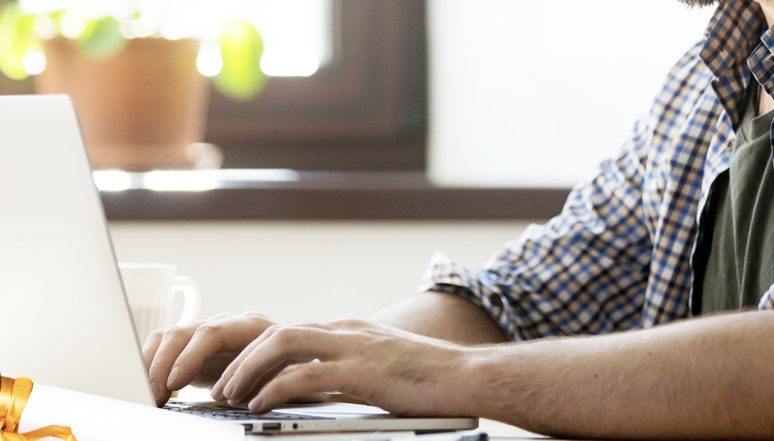 Mendoza lanza secundario 100% digital para adultos